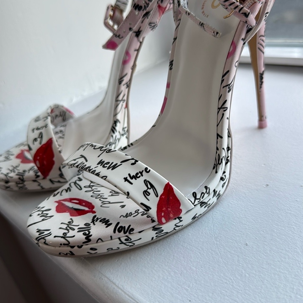 Stylish Women's White and Red Heels